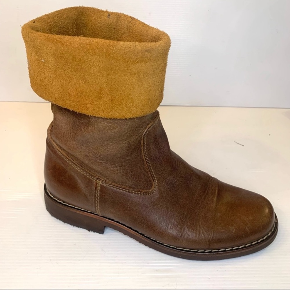 Roots Brown and Tan Women's Boots